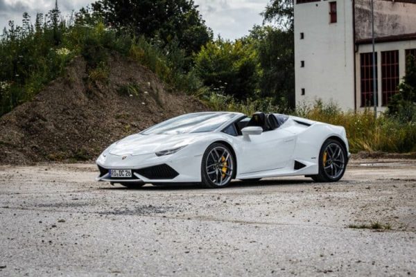 Rent a Lamborghini Huracan in Munich