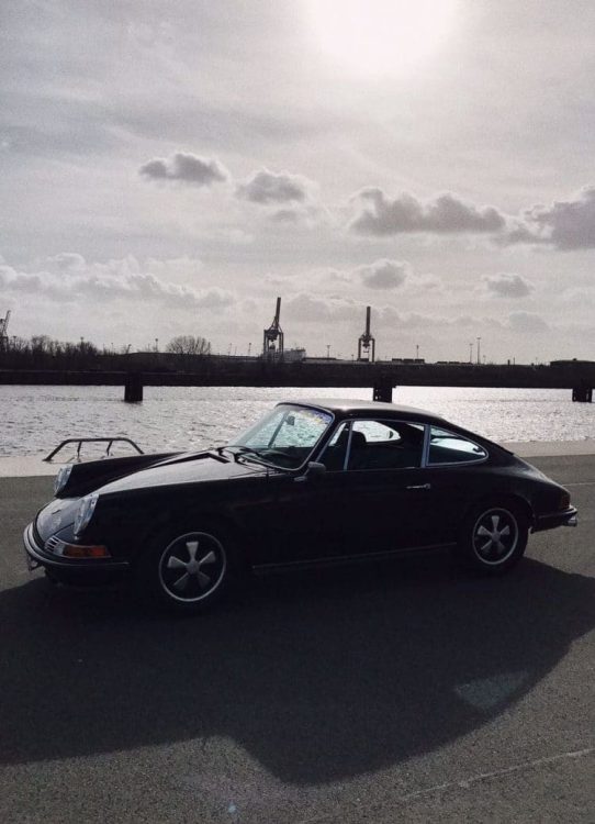 Rent a Porsche 911T in Hamburg