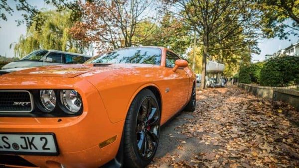 Rent a Dodge Challenger SRT-8