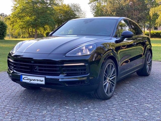 Rent a Porsche Cayenne Coupé in Cologne