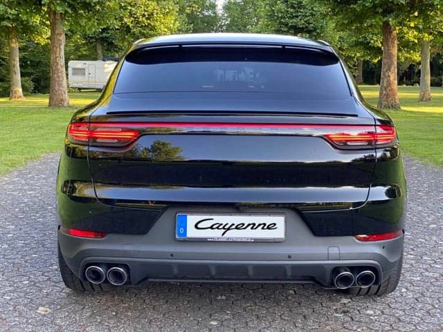 Rent a Porsche Cayenne Coupé in Cologne