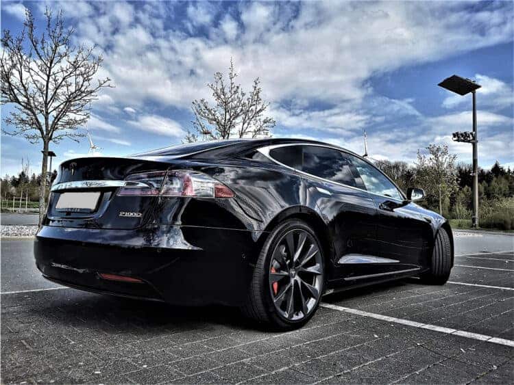 Rent a Tesla Model S in Stuttgart
