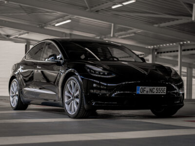 Rent a Tesla Model 3 Performance in Frankfurt