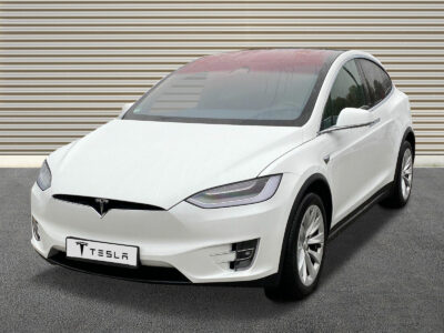 Rent a Tesla Model X in Sachsen