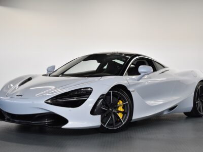 Rent a McLaren 720S in Frankfurt