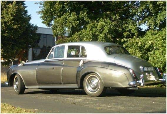 Rent a BENTLEY S1 / RHD in Hannover