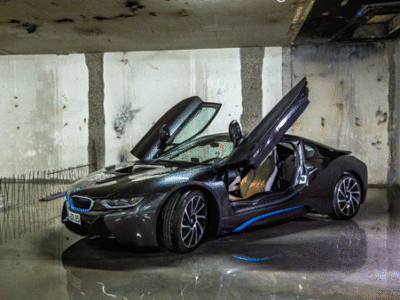 Rent a BMW i8 in Frankfurt now