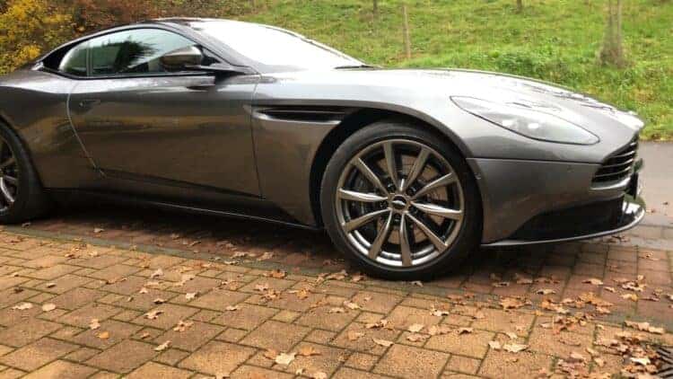 Rent an Aston Martin DB11 in Frankfurt