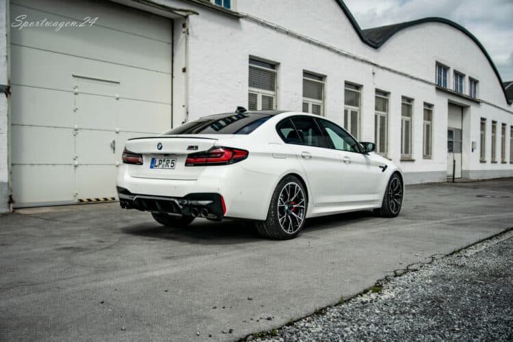 Rent a BMW M5 Competition in Paderborn