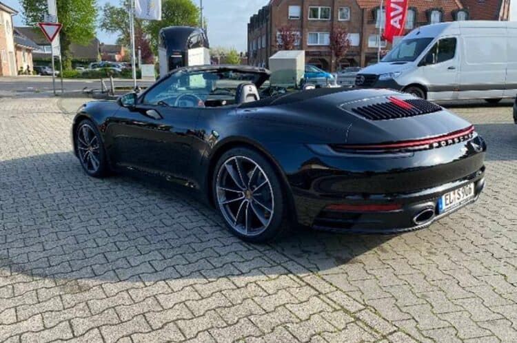 Rent a Porsche 911 Convertible in Meppen