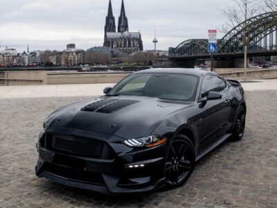 Rent a Ford Mustang GT in Cologne