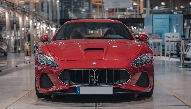 Rent a Maserati GranTurismo MC in Stuttgart