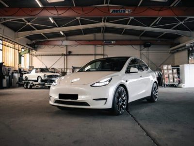 Rent a Tesla Model Y Performance in Hannover