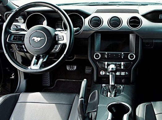 Rent a Ford Mustang GT in Cologne