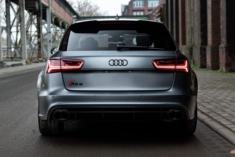 Rent an Audi RS6 Performance in Dortmund