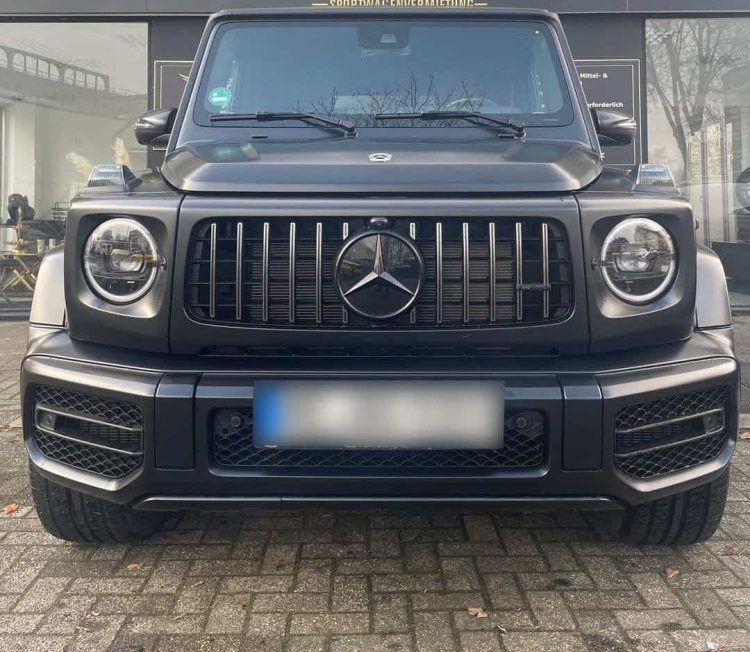 Rent a Mercedes G63 AMG in Dortmund