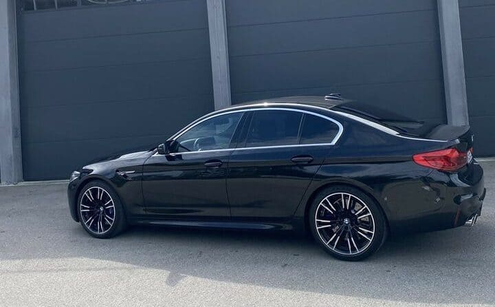 Rent a BMW M5 in Munich