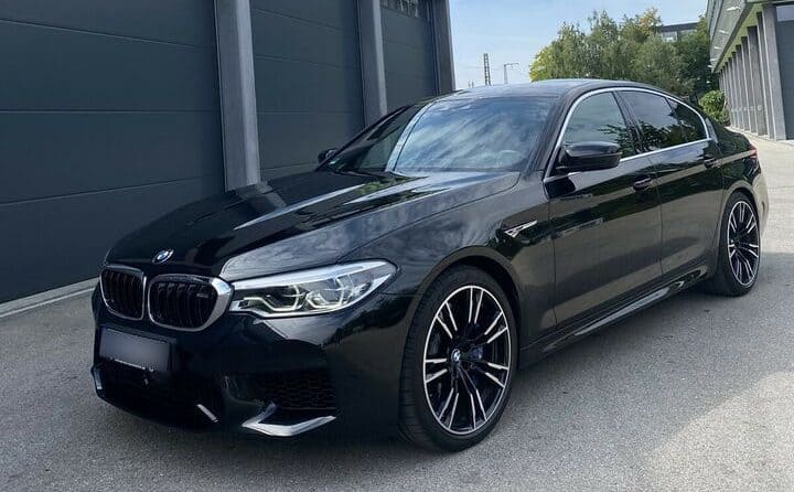 Rent a BMW M5 in Munich