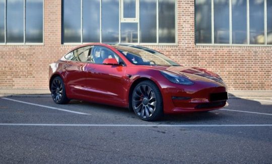 Rent a Tesla Model 3 Performance in Stuttgart