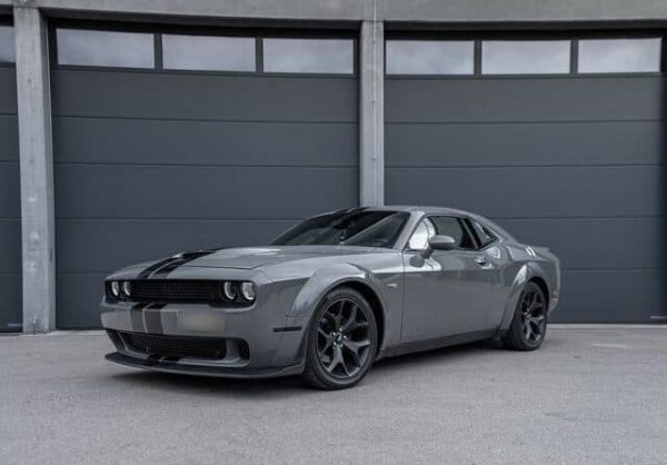 Rent a Dodge Challenger in Munich