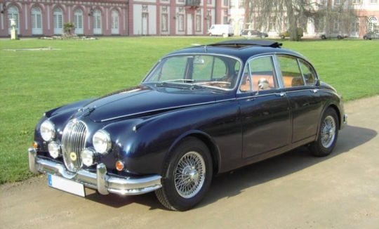 Rent A JAGUAR MK2 OLDTIMER (1965) IN FRANKFURT