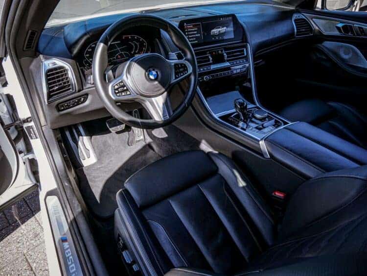 Rent a BMW M850i Cabrio in Berlin