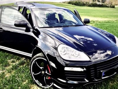 Rent a Porsche Cayenne in Saarbrücken