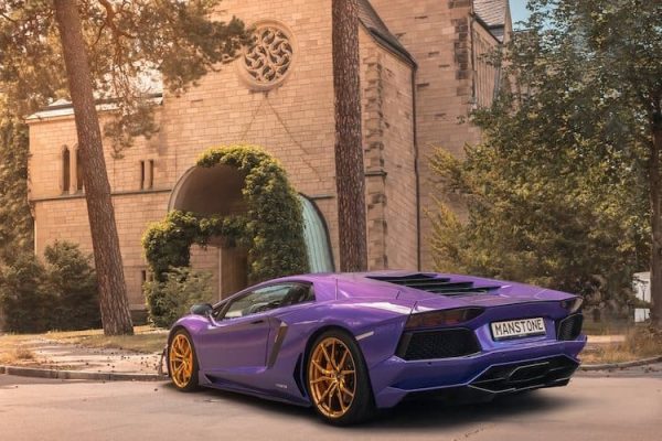 Rent a Lamborghini LP-700 Aventador in Berlin