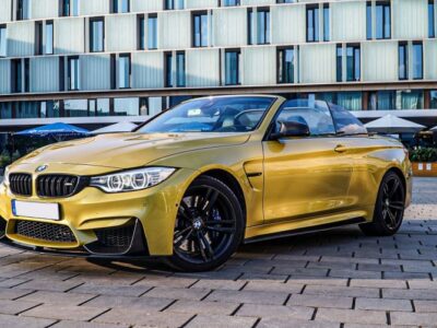 Rent a BMW M4 Convertible in Cologne