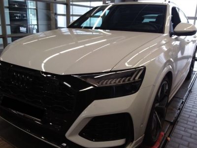 Rent an Audi RSQ8 in Frankfurt