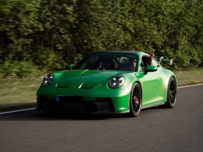 Rent a Porsche 911 GT3 in Hamburg