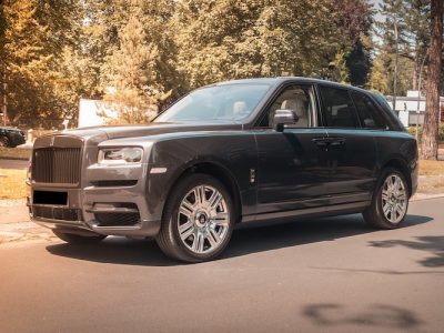 Rolls Royce Cullinan mieten in Berlin