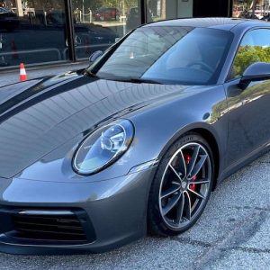 Rent a Porsche 911 Carrera 4S in Berlin