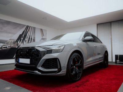Rent an Audi RSQ8 in Paderborn