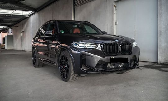 Rent a BMW X3 M Competition in Frankfurt