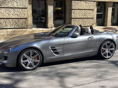 Rent a Mercedes AMG LSL Roadster in Stuttgart