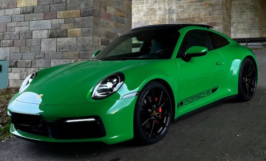Rent a Porsche 911 Carrera S in Munich
