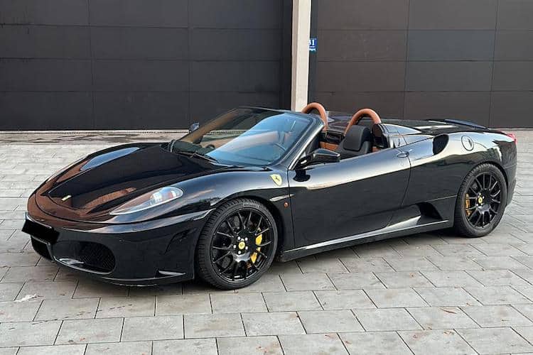 Rent a Ferrari F430 Spider in Munich