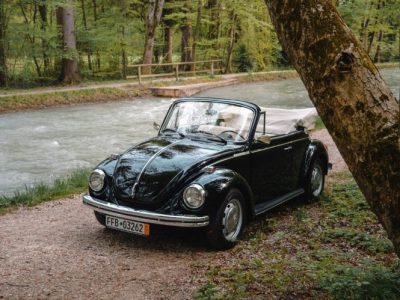 Rent a VW Käfer 1303 LS Cabrio Oldtimer in Munich