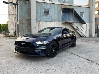 Rent a Ford Mustang GT in Munich
