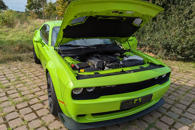 Motor Dodge Challenger R/T in Hannover