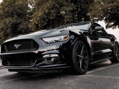 Rent a Ford Mustang GT Convertible in Cologne