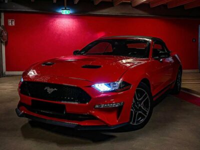 Rent a Ford Mustang GT Convertible in Cologne