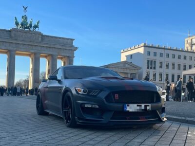 Rent a Ford Mustang GT in Berlin