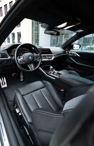Interieur from BMW M4 Competition in Düsseldorf