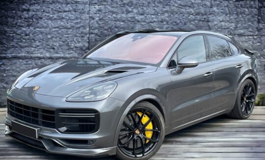 front view from Porsche Cayenne Turbo in Freiburg