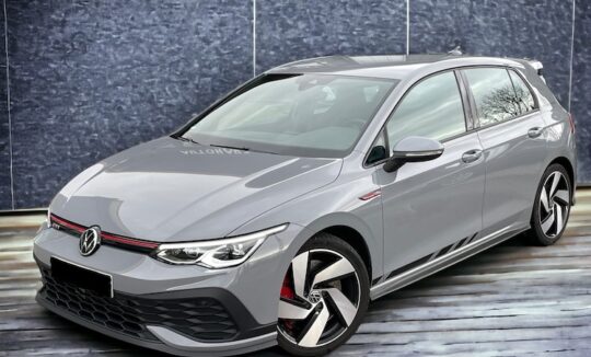 Rent a Golf 8 GTI in Ulm