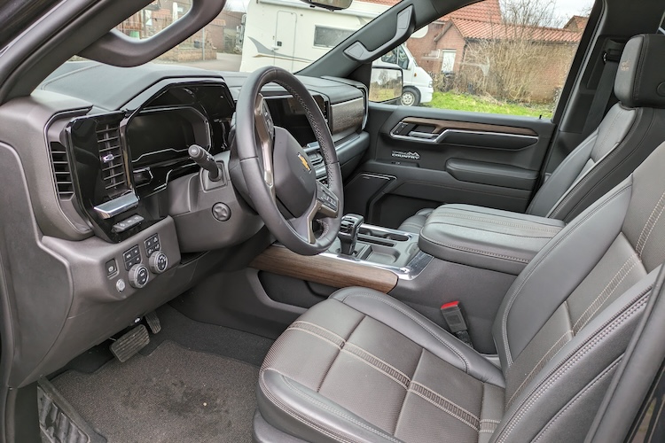 interieur from Chevrolet Silverado High Class in Hannover