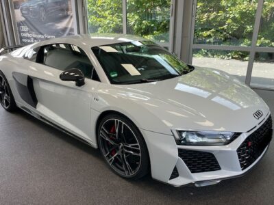 Rent an Audi R8 Performance in Paderborn