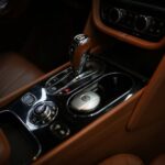 Gear stick of Rent a Bentley Bentayga in Berlin
